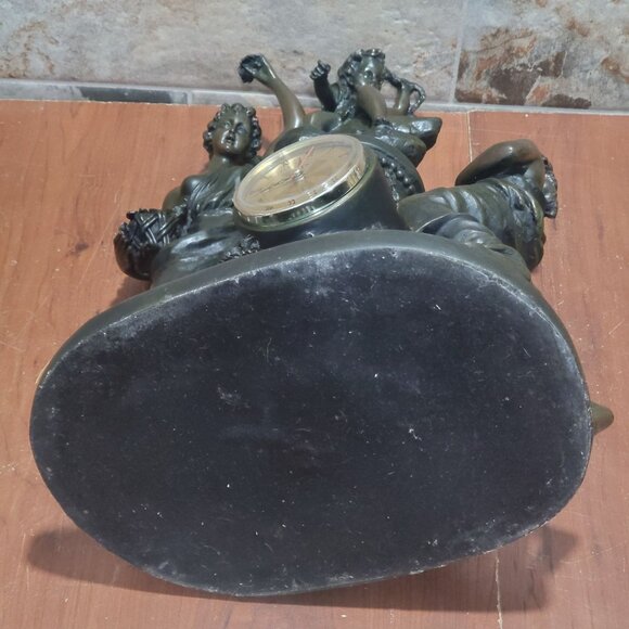 Vintage Figural Mantel Clocks Trio of Figures Women Child - Picture 4 of 13